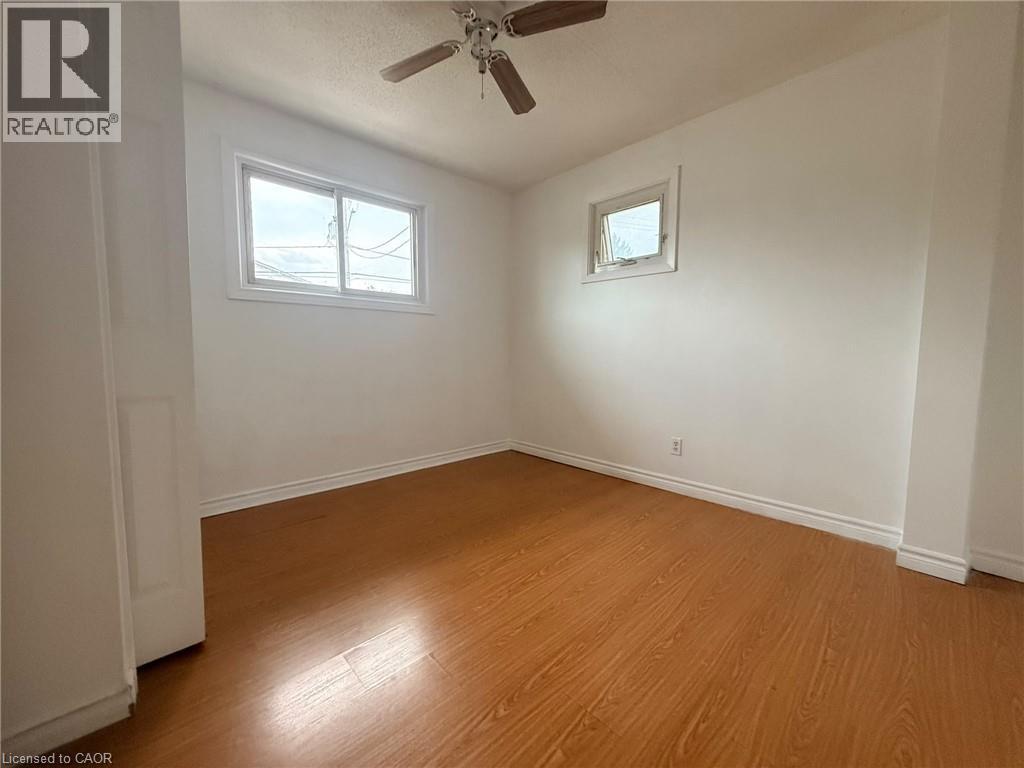 330 MILL Street, Kitchener — photo 5