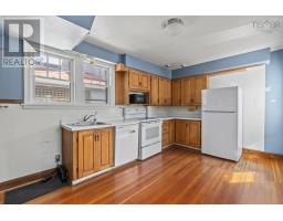 3pc Bathroom - 2031 Beech Street, Halifax, NS B3L2X7 Photo 10