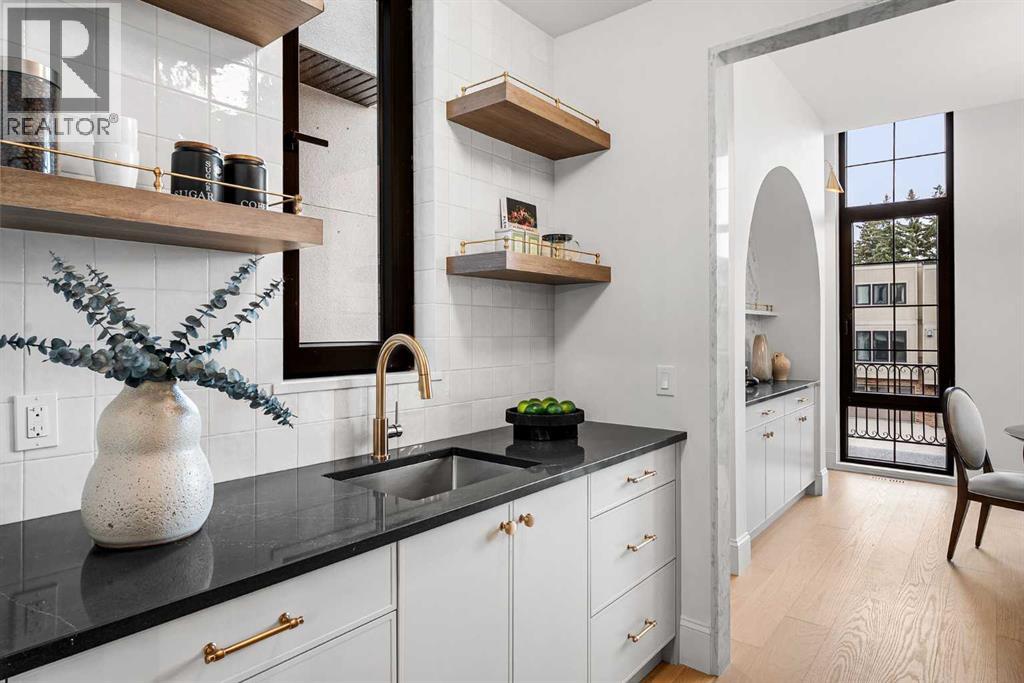 2021 27 Avenue SW - photo 22