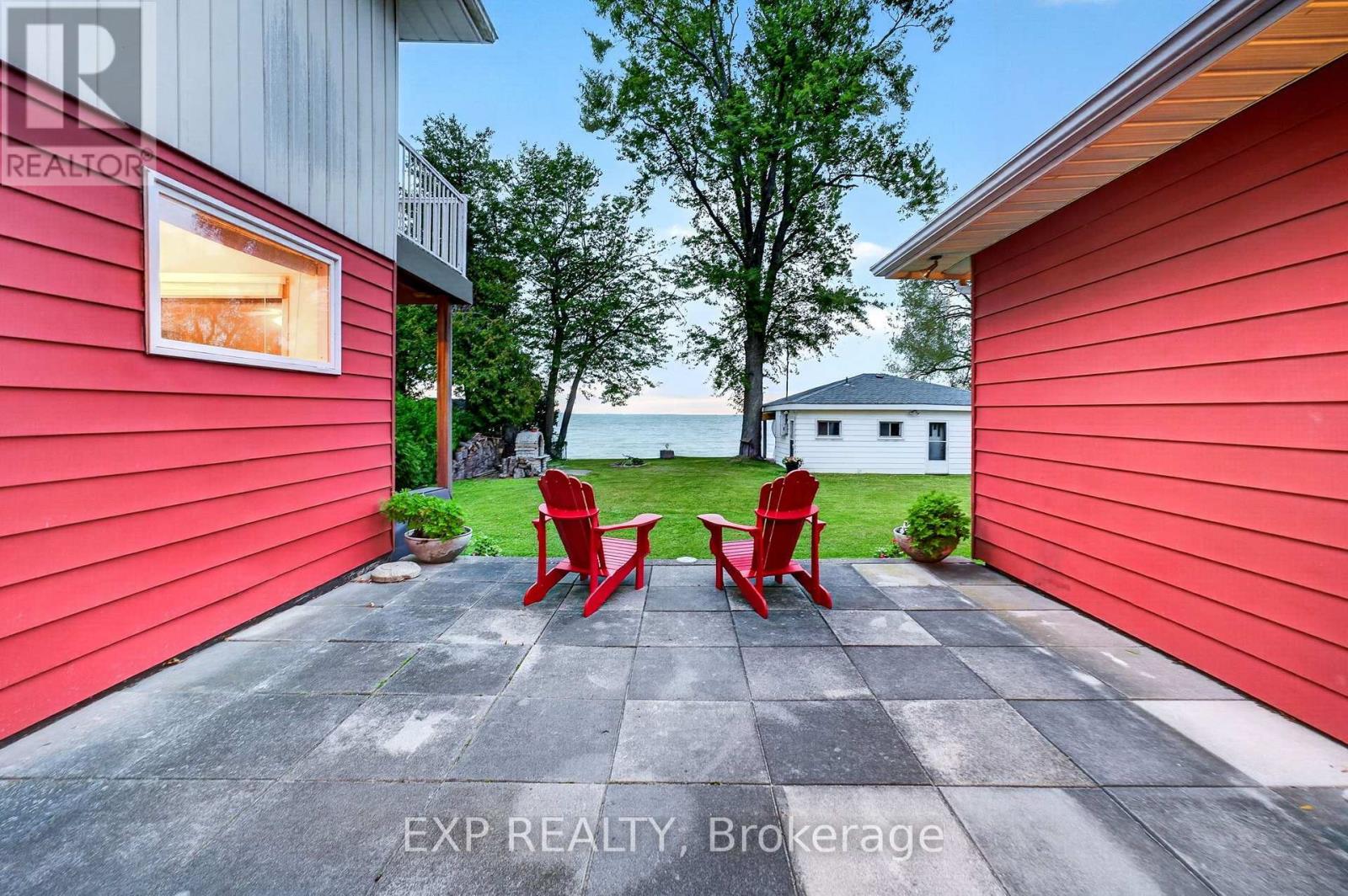 88 IRVING DRIVE - 42