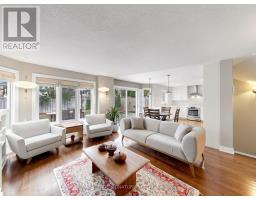 81 Pinnacle Trail, Aurora, ON L4G7G6 Photo 17