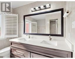 81 Pinnacle Trail, Aurora, ON L4G7G6 Photo 31