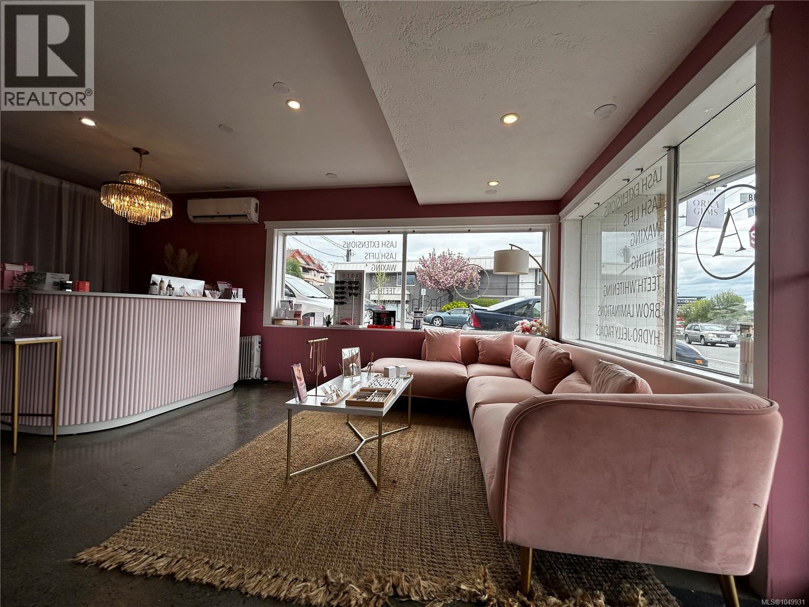 81 Trunk Rd, Duncan — photo 16