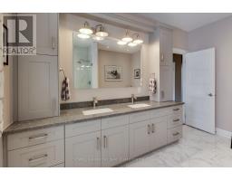 224 Lakeshore Road E, Oro Medonte, ON L0L2E0 Photo 18