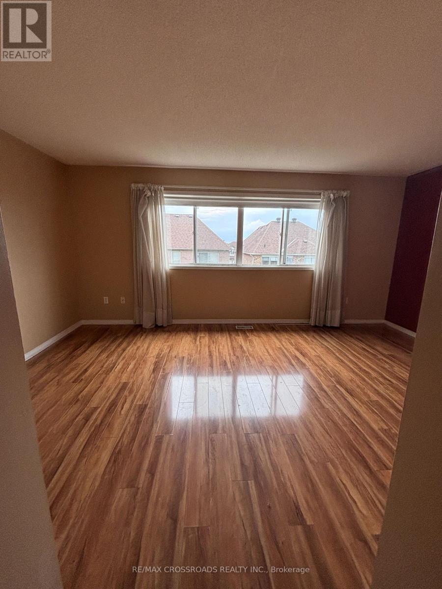 Photo of 120 BUNCHBERRY WAY