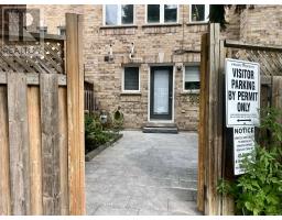 31 Shining Star Crescent, Toronto, ON M6M5L6 Photo 16
