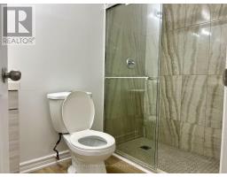 31 Shining Star Crescent, Toronto, ON M6M5L6 Photo 7
