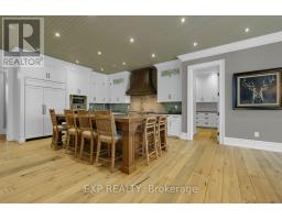 Kitchen - 21 Edgewild Drive, Caledon, ON L7E4H7 Photo 7