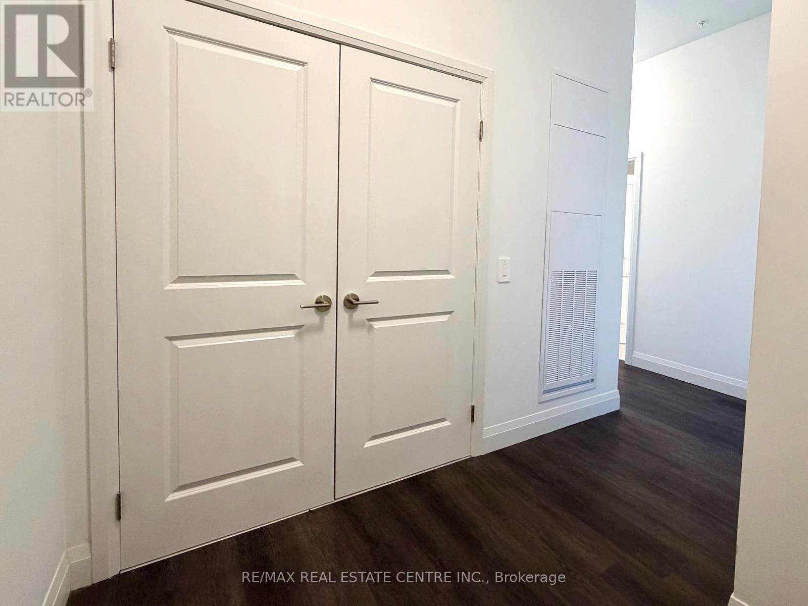 106 - 1333 WEBER STREET E — photo 3