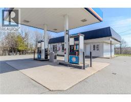 1506 Loch Lomond Road, photo 4