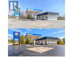 1506 Loch Lomond Road, photo 2