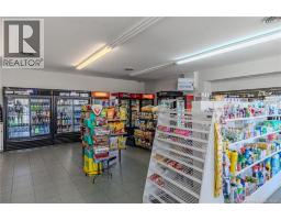 1506 Loch Lomond Road, photo 11