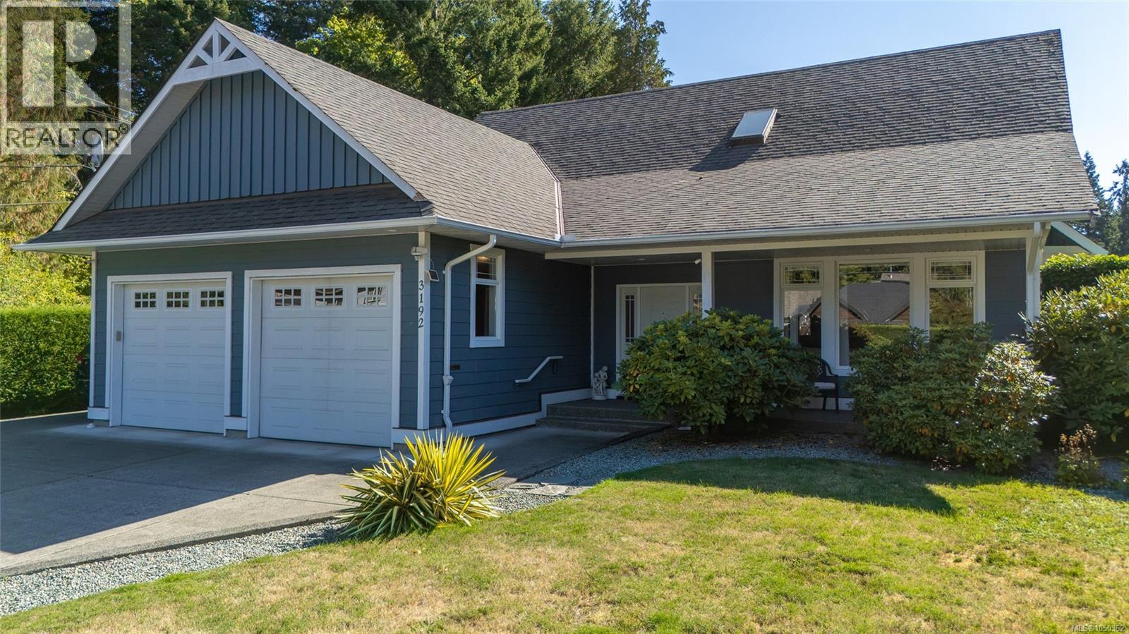 3192 Gibbins Rd - 1