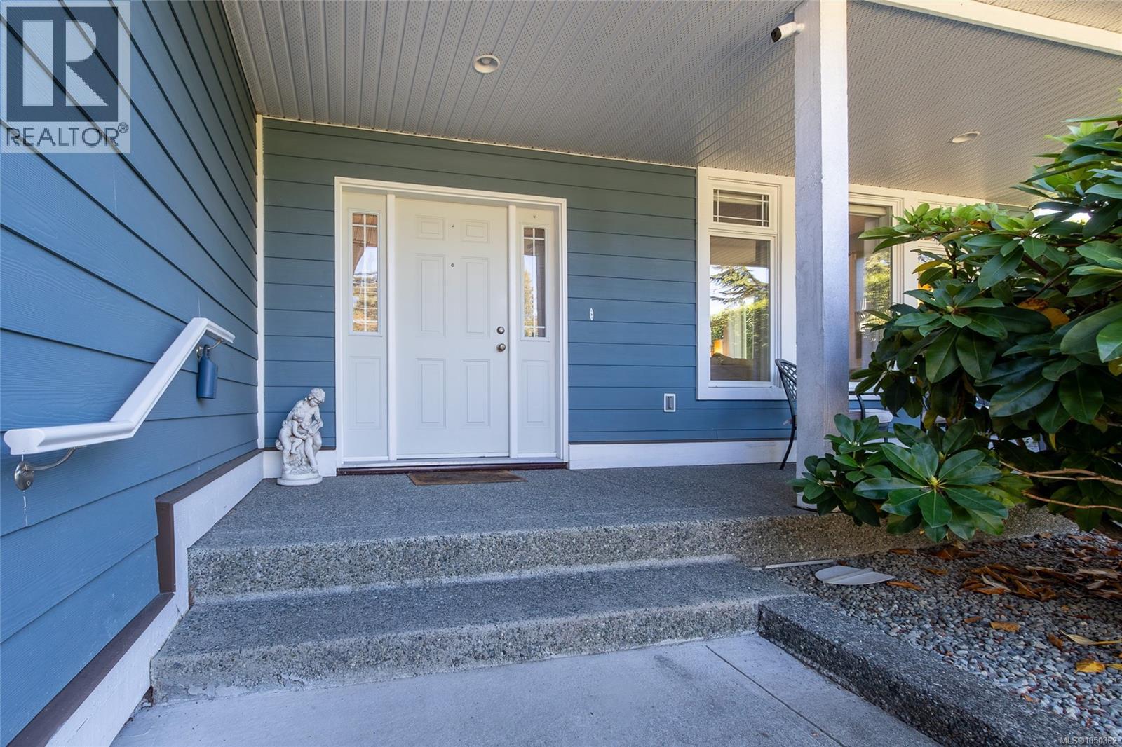 3192 Gibbins Rd - 2