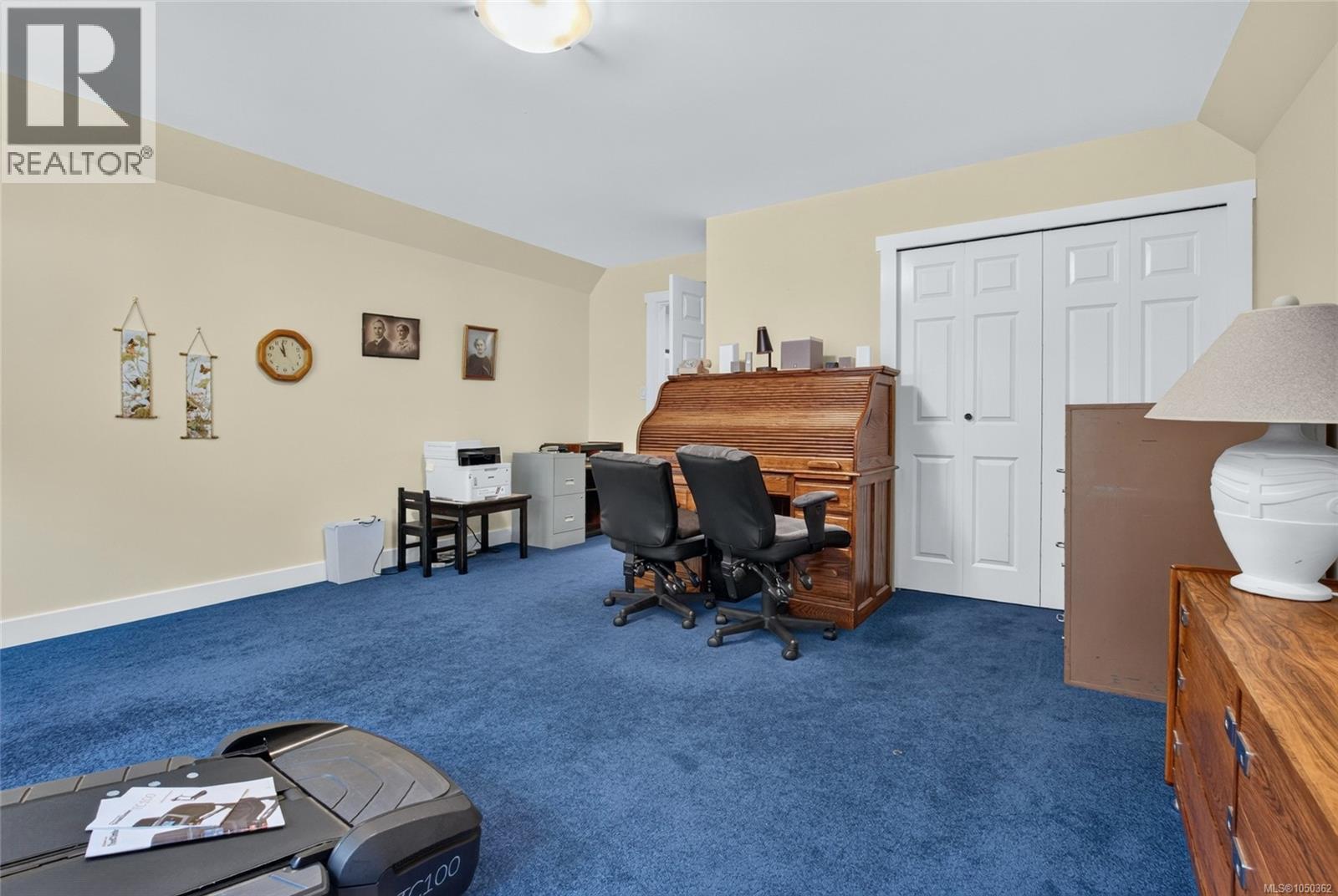 3192 Gibbins Rd - 40