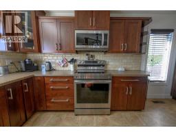 9905 75 Avenue, Grande Prairie, AB T8V4X2 Photo 9