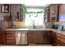 Bedroom - 9905 75 Avenue, Grande Prairie, AB T8V4X2 Photo 8