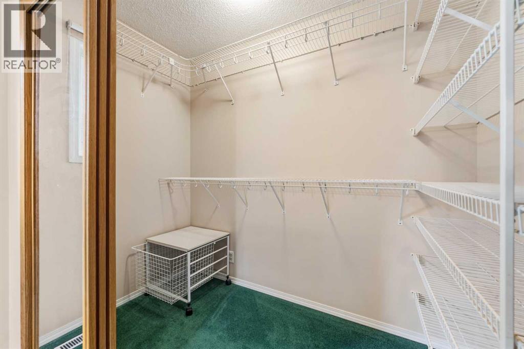 7944 Huntington Road NE - photo 18