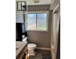 4 Rosemarie Boulevard, Delhi, ON N4B2W4 Photo 16