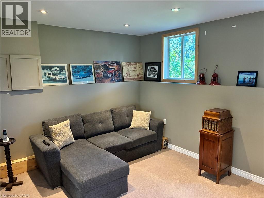 4 ROSEMARIE Boulevard - 21