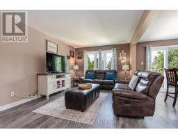 Bedroom 3 - 108 Walsh Crescent, Stratford, ON N5A7X7 Photo 8