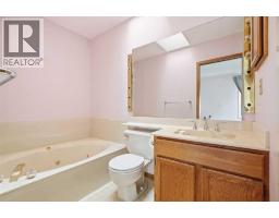 109 Shawnee Rise Sw, Calgary, AB T2Y2S1 Photo 37
