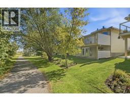 109 Shawnee Rise Sw, Calgary, AB T2Y2S1 Photo 40