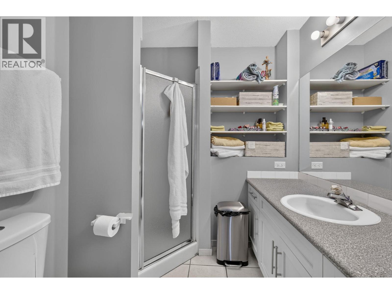 #410 240 Hollywood Road - Image 17