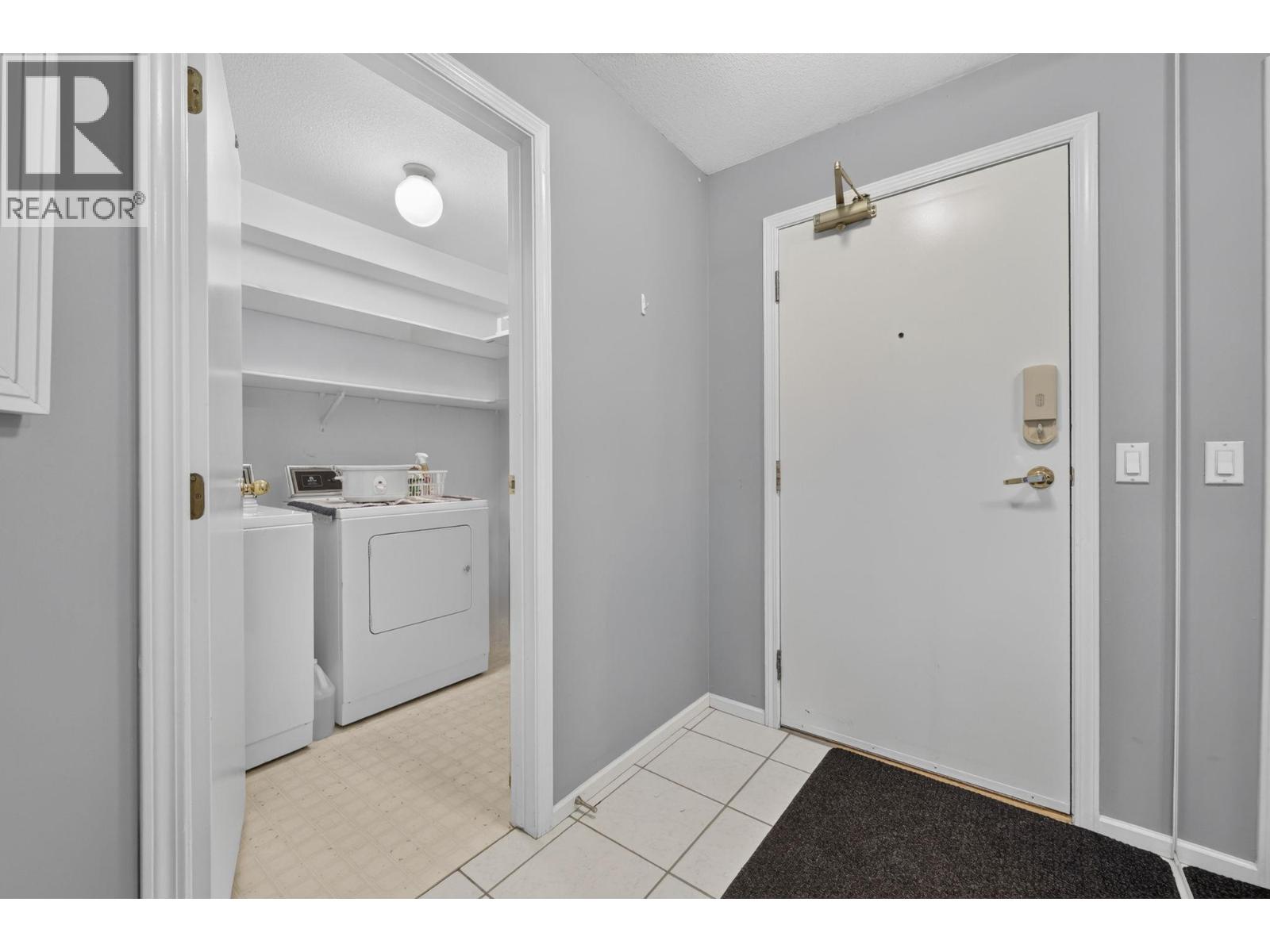 #410 240 Hollywood Road - Image 18