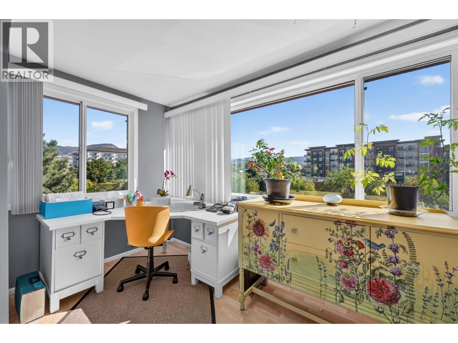 #410 240 Hollywood Road - Image 5