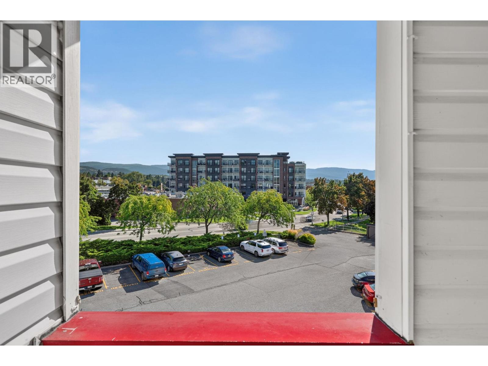 #410 240 Hollywood Road - Image 8