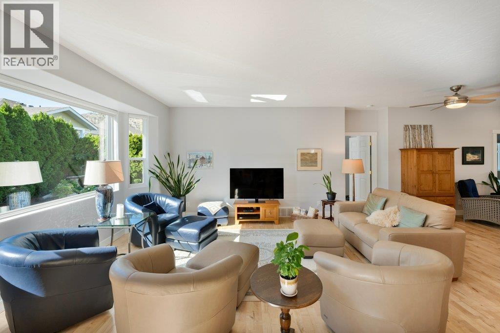 6960 CHARDONNAY Place - Image 11