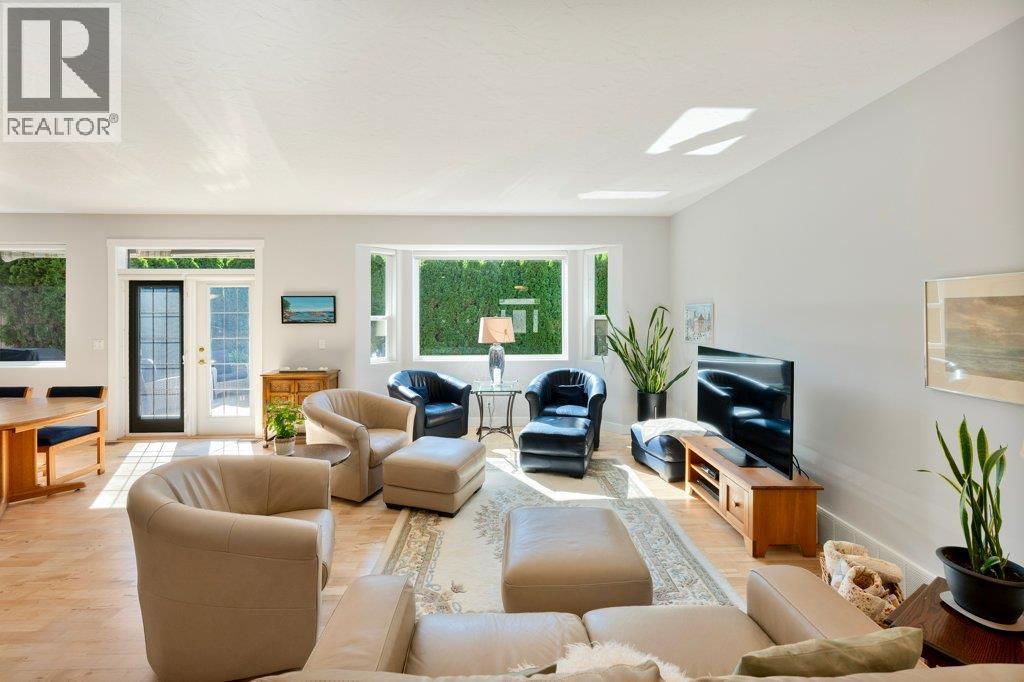 6960 CHARDONNAY Place - Image 9