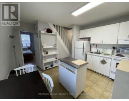 173 Lappin Avenue E, Toronto, ON M6H7Y7 Photo 9