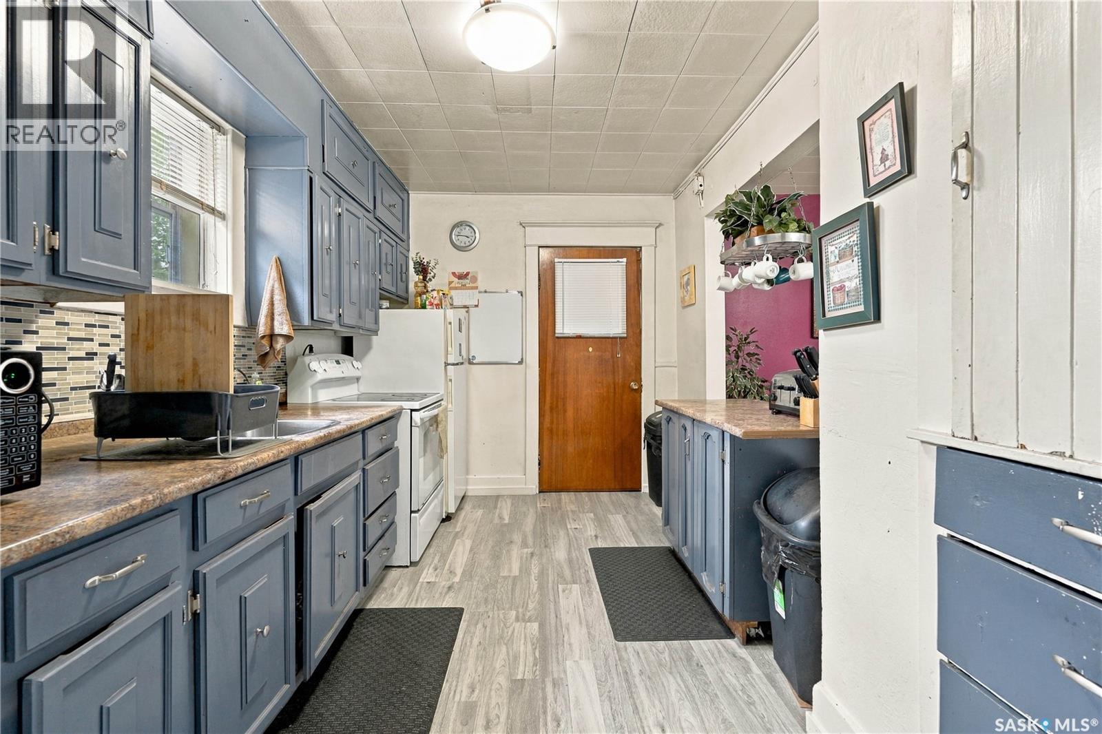 328 I AVENUE S, Saskatoon — photo 19