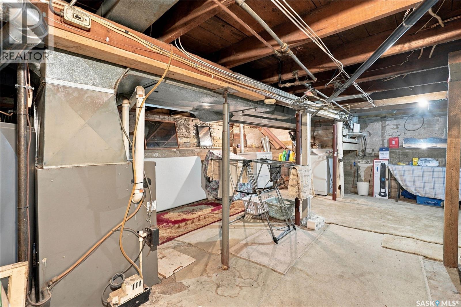 328 I AVENUE S, Saskatoon — photo 36