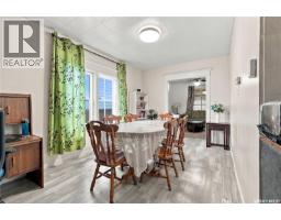 328 I Avenue S, Saskatoon, SK S7M1Y2 Photo 9