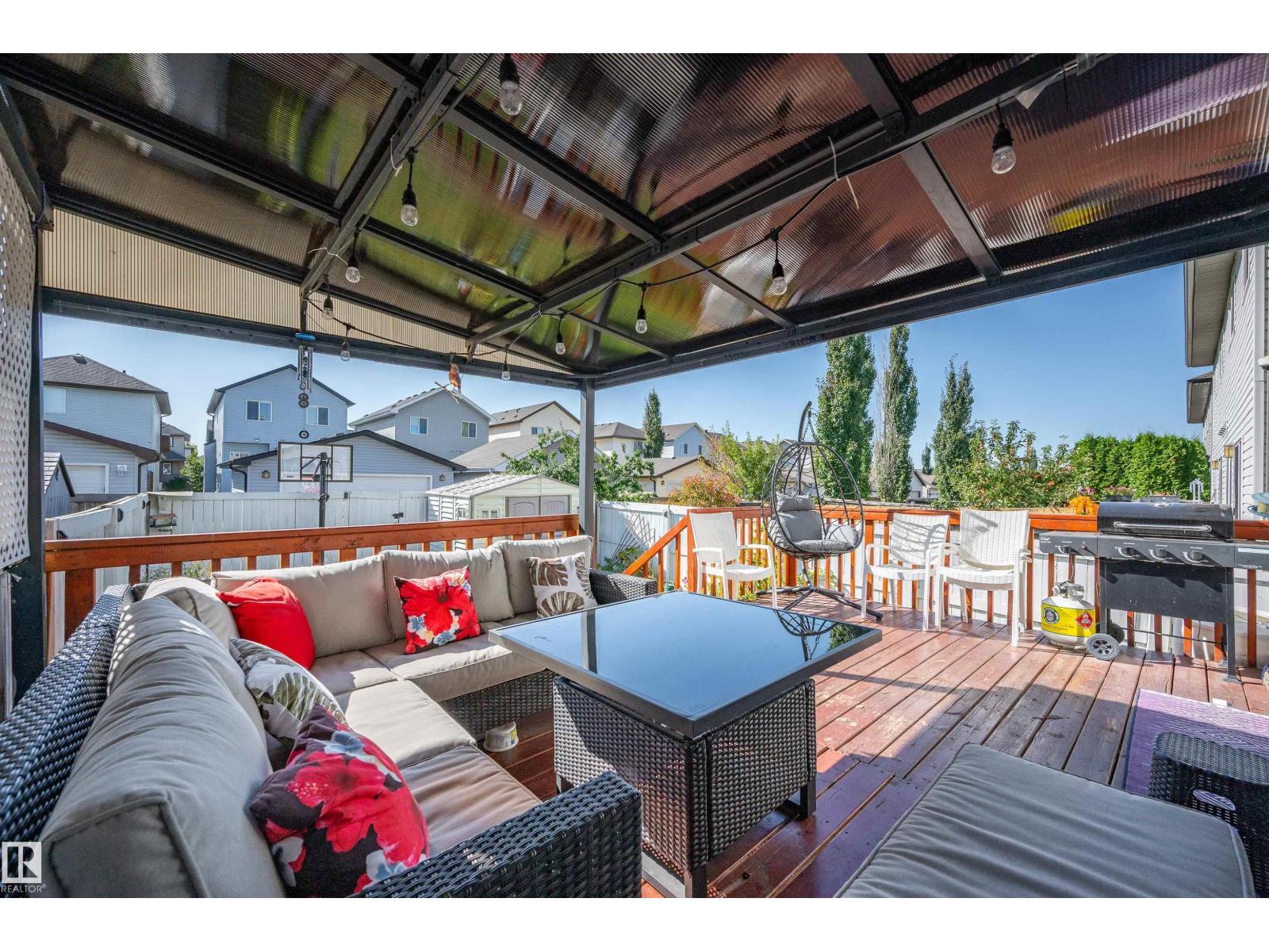 2823 22 AV NW - 41
