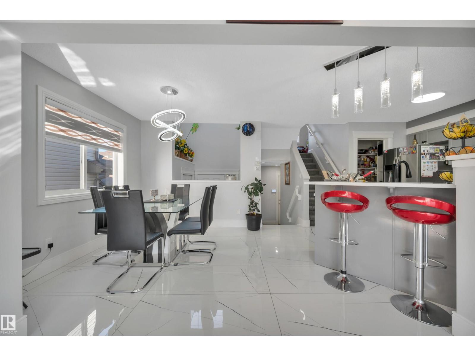 2823 22 AV NW - 8