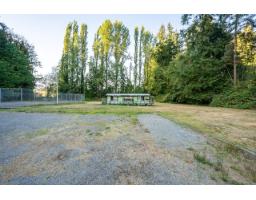 23523 47 Avenue, Langley, BC V2Z2S3 Photo 13