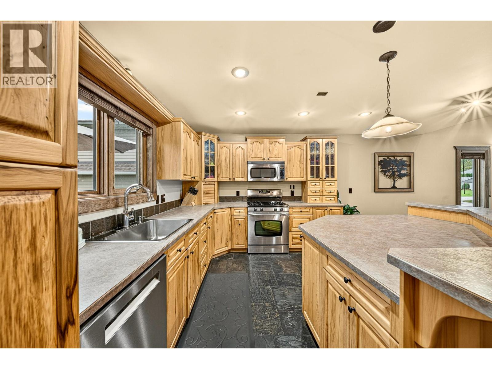 1322 11th Avenue - 24