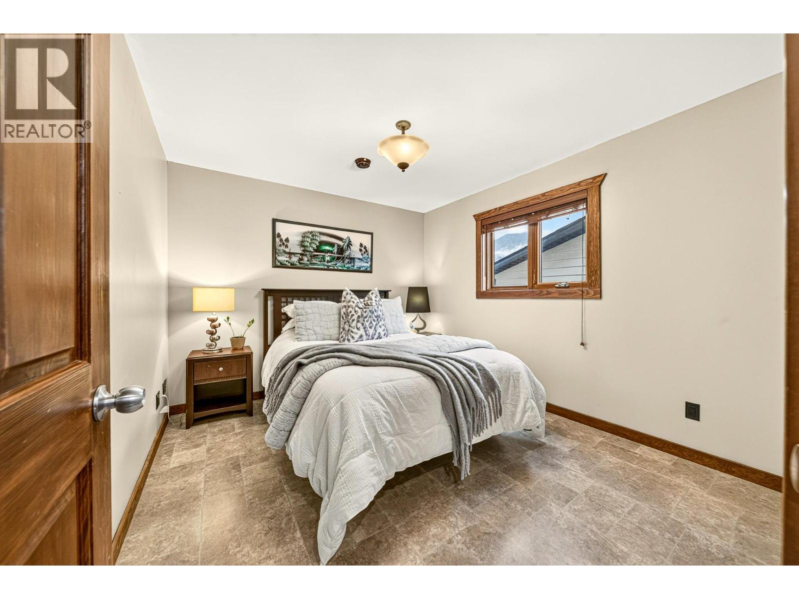 1322 11th Avenue - Image 27