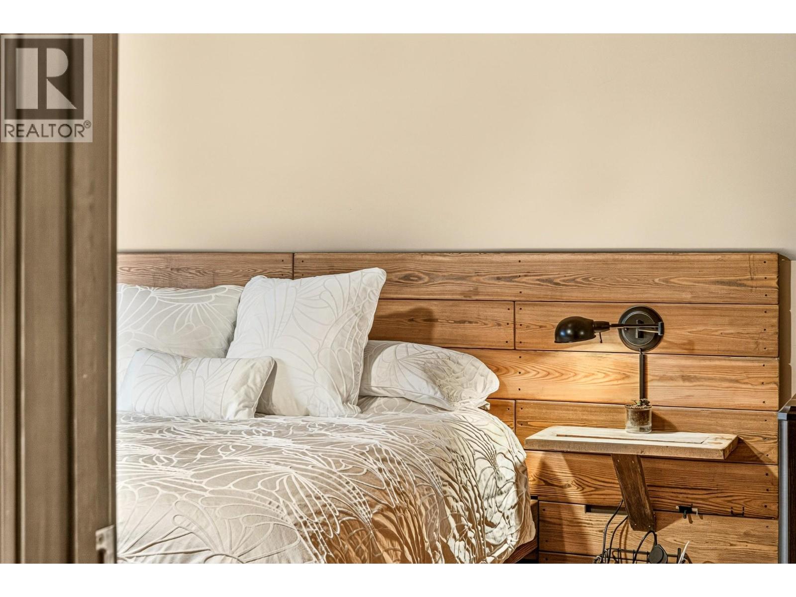 1322 11th Avenue - Image 35