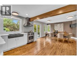 3pc Bathroom - 60 Massey Place Sw, Calgary, AB T2V2G5 Photo 12