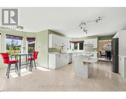 88 Constance Lake Road, Ottawa, ON K2K1X7 Photo 10