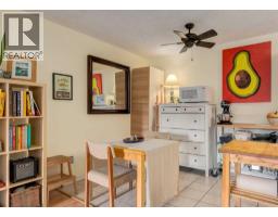 Foyer - 305, 1033 15 Avenue Sw, Calgary, AB T2R0S5 Photo 6