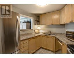 102 - 11 Beck Boulevard, Penetanguishene, ON L9M2G1 Photo 12