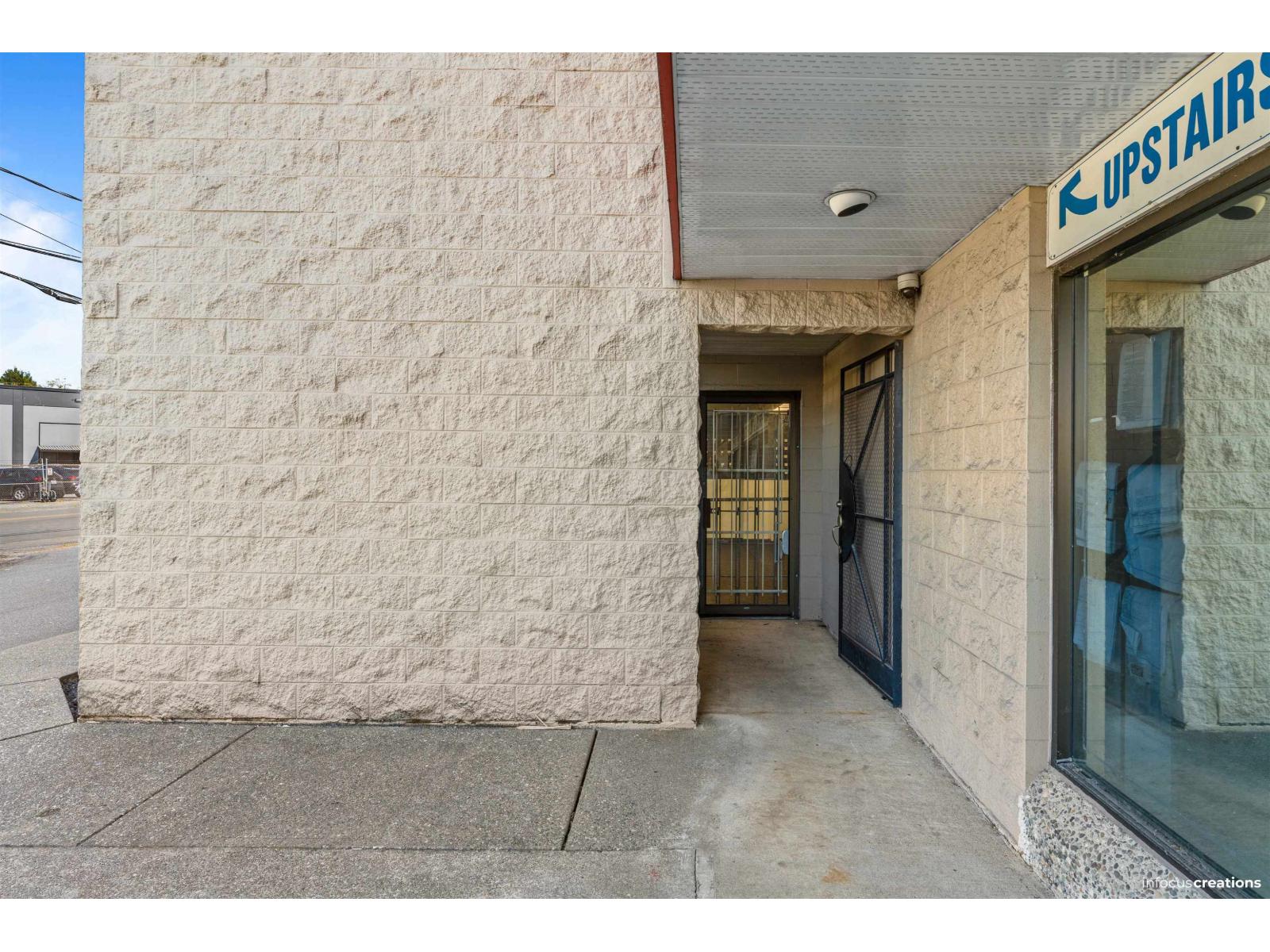 12194 86 Avenue — photo 40