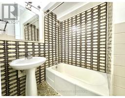 108 - 740 Eglinton Avenue W, Toronto, ON M5N1C4 Photo 17