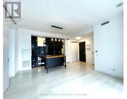 809 - 125 Peter Street, Toronto, ON M5V0M2 Photo 10